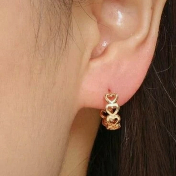 Earrings - Picture 4 of 4